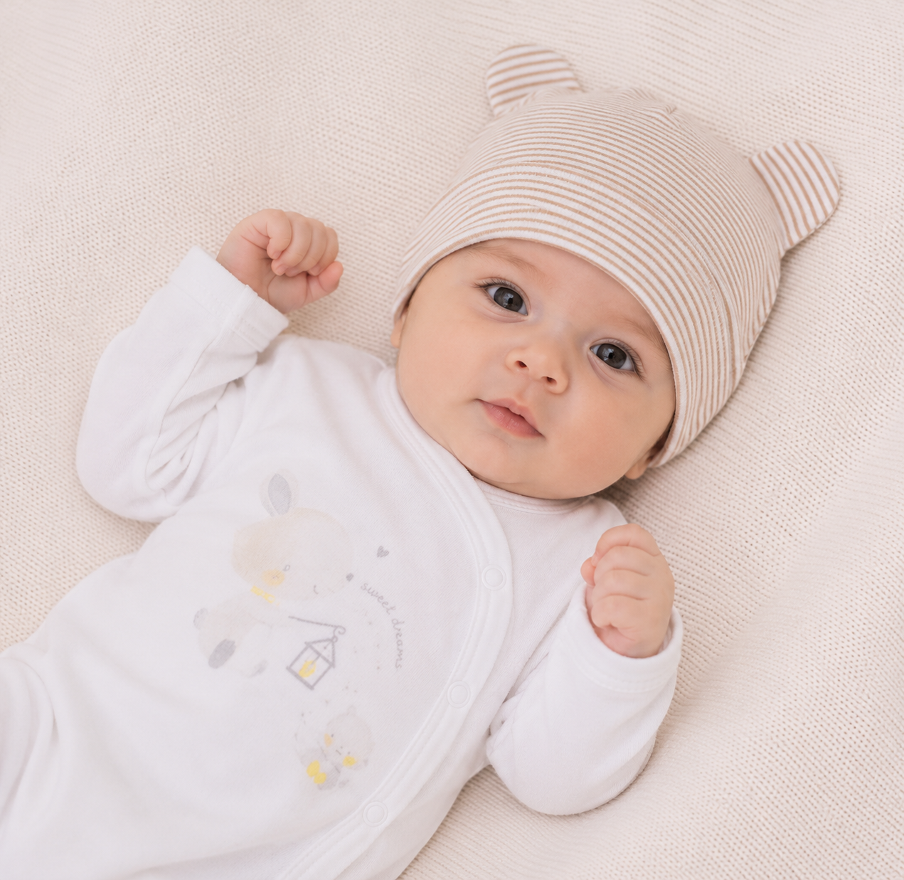 Berretto Neonato in Jersey di Cotone Elasticizzato con Patch